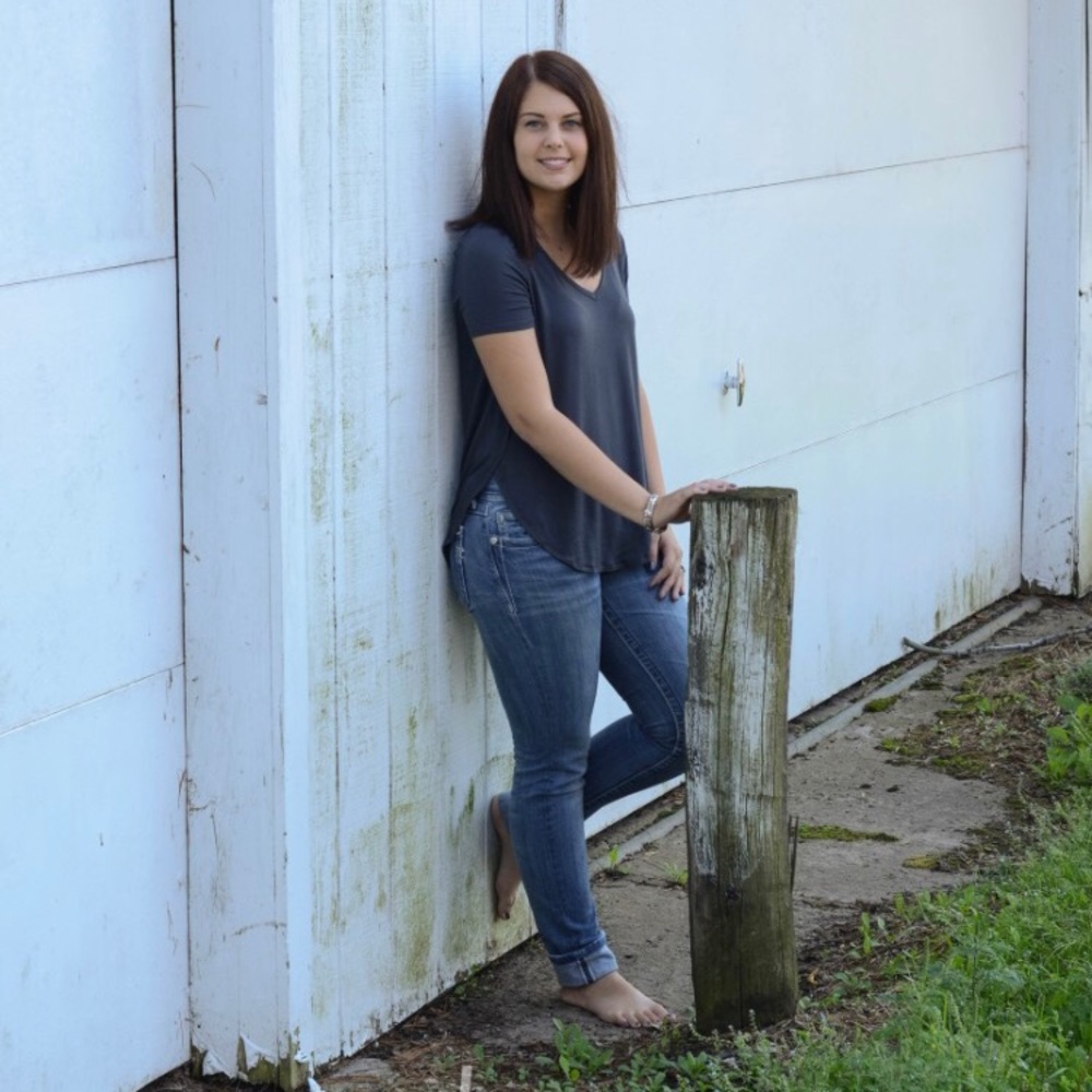 Meet your Posher, Leah